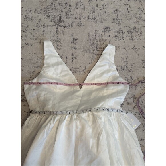 Lulu's Elegant White Wedding Dress - Picture 8 of 13